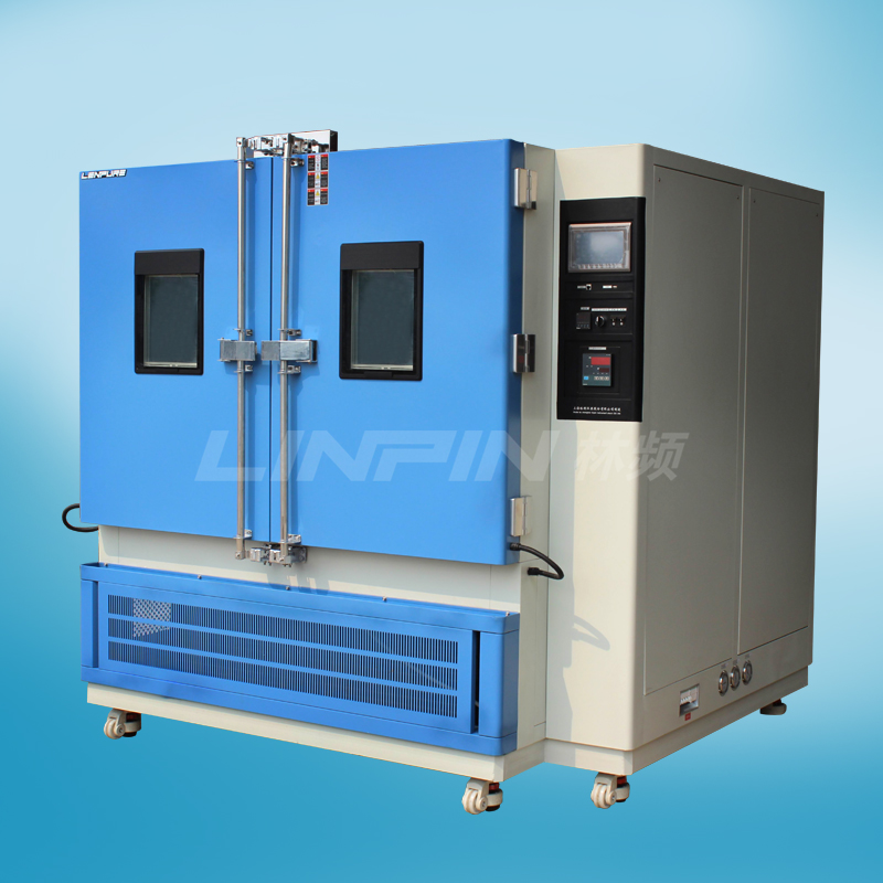 汽車(chē)淋雨試驗(yàn)箱|整車(chē)淋雨試驗(yàn)室|汽車(chē)防水試驗(yàn)房圖片一